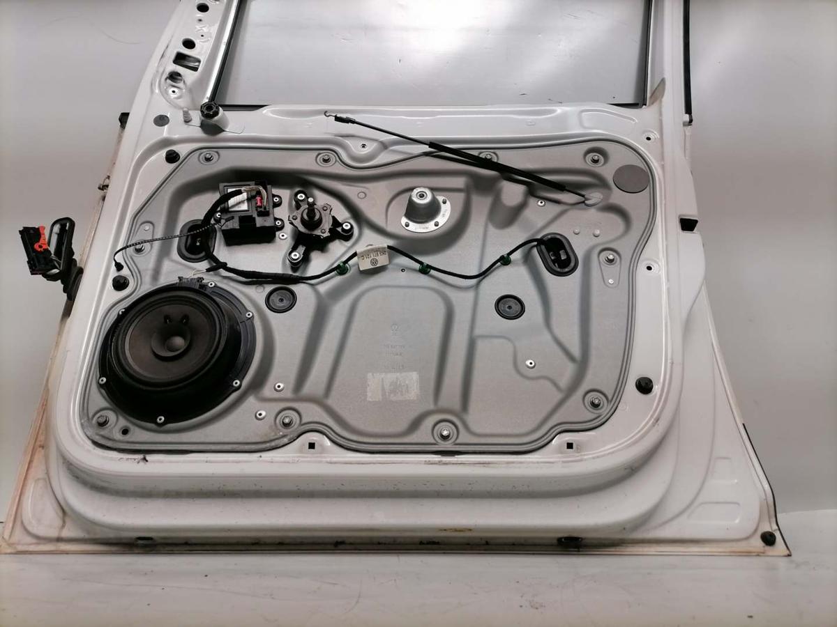 VW Caddy 3 2K original T&uuml;r vorn rechts LB9A Candywei&szlig; Rohbau Bj.2011